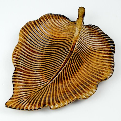 Tácka list mdf drevo hnedá 26x20x3,5cm