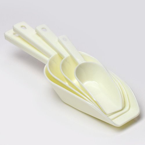 Sada plastových odmerok s/4 1985*