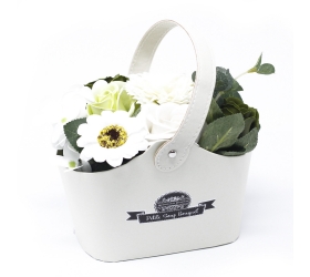 Malá mydlová kytica v košíku - zelená