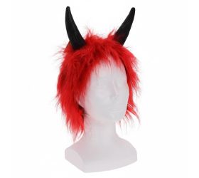 Parochňa červená s rohmi a vlasmi